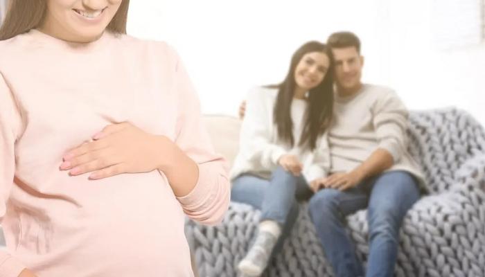 حظر عالمي على ممارسة الأمومة البديلة