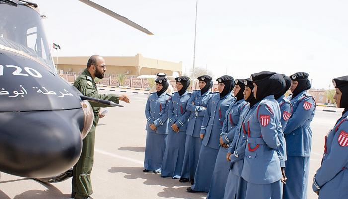 يوم المرأة الإماراتية - تعبيرية