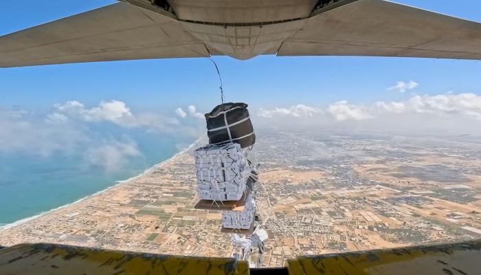 المساعدات الإماراتية إلى غزة