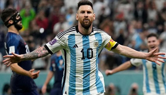 ليونيل ميسي قائد منتخب الأرجنتين