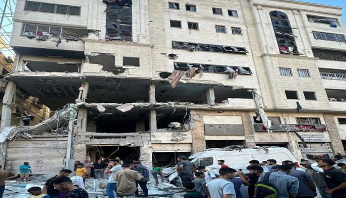 البناية السكنية التي تعرضت للقصف في غزة