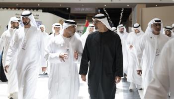 خالد بن محمد بن زايد يزور معرض الصيد والفروسية