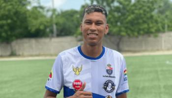 اللاعب الكولومبي خافيير بوليفار