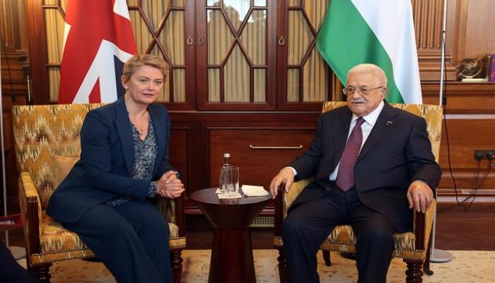 الرئيس الفلسطيني ووزيرة خارجية بريطانيا