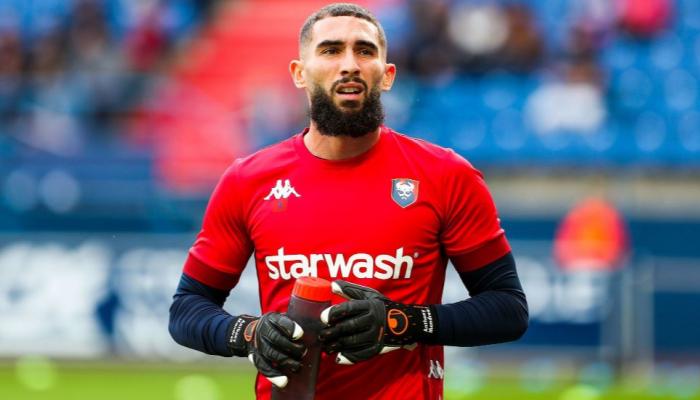 ماندريا حارس منتخب الجزائر