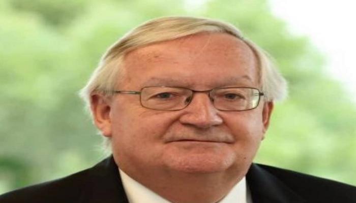 باتريك آرتوس الخبير الاقتصادي الفرنسي