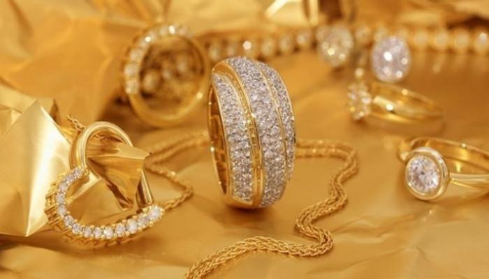 مشغولات ذهبية - أرشيفية