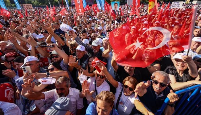 مظاهرة حاشدة للمعارضة التركية بأنقرة