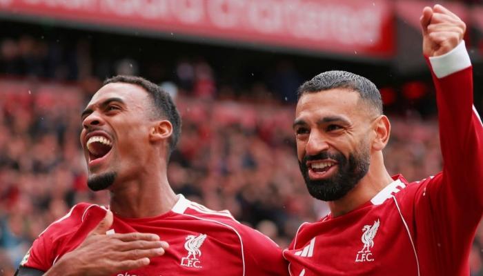 محمد صلاح وريان غرافينبيرخ