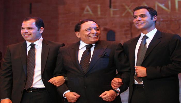 أول تعليق من مظهر شاهين على مسجد عادل إمام
