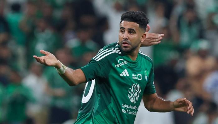 محرز نجم الأهلي السعودي