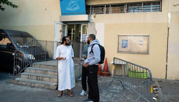 إسماعيل بن جلالي إمام المسجد