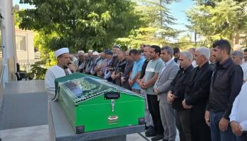جنازة المعمّرة التركية عائشة بايري