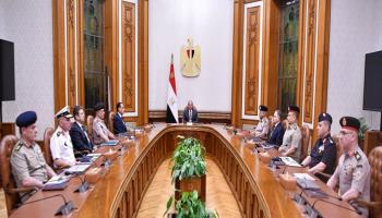 السيسي خلال اجتماعه بقيادات أمنية