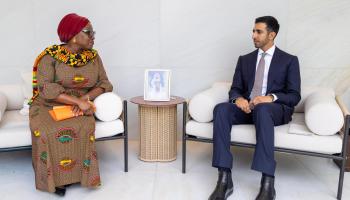 الشيخ شخبوط بن نهيان آل نهيان مع مارثا بوبي 