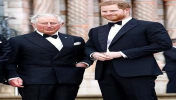 الأمير هاري مع الملك تشارلز