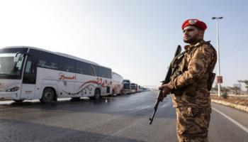 جانب من عمليات التمشيط في حي الشيخ مقصود بحلب