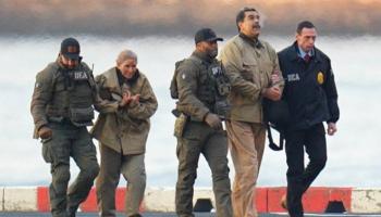 مادورو وزوجته بعد اعتقالهما
