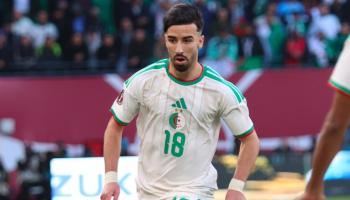 عمورة هداف منتخب الجزائر