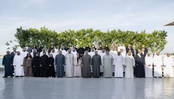  الشيخ محمد بن زايد آل نهيان يستقبل وفد "مصدر" - وام