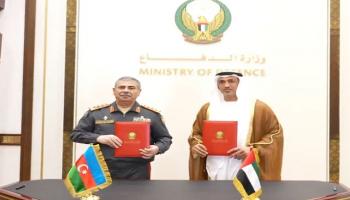 وزير الدولة لشؤون الدفاع بالإمارات ووزير دفاع جمهورية أذربيجان