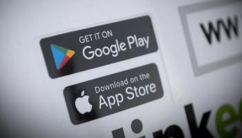 متاجر تطبيقات أبل وغوغل