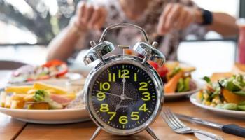 الصيام المتقطع لا يفوق الحميات التقليدية