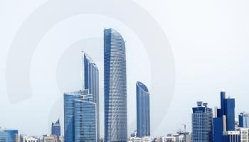 الرخص الاقتصادية الجديدة في أبوظبي.. نمو قياسي خلال 2025
