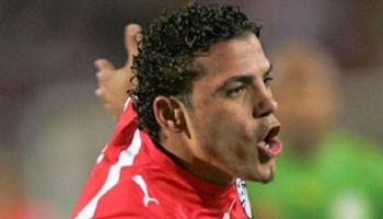 عمرو زكي لاعب الزمالك السابق
