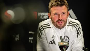 مايكل كاريك مدرب مانشستر يونايتد