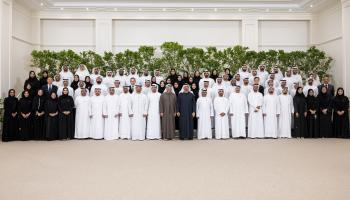 استقبال رئيس الدولة لوفد مجموعة "ايدج"