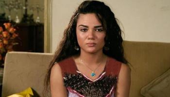 الفنانة فرح يوسف