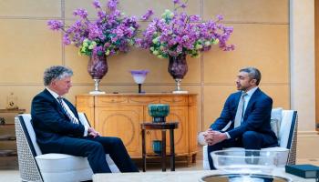 الشيخ عبدالله بن زايد آل نهيان ومستشار الأمن الوطني البريطاني