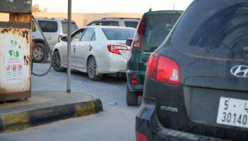 ازدحام في محطات الوقود
