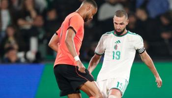 بن طالب لاعب منتخب الجزائر