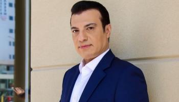 الفنان إيهاب توفيق