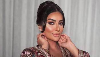الفنانة جوري بكر 