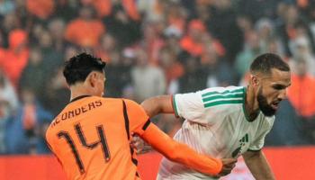 نبيل بن طالب نجم منتخب الجزائر