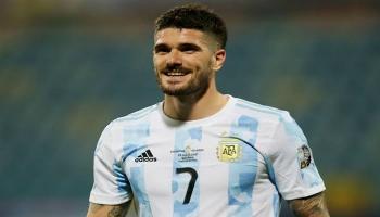 رودريغو دي باول لاعب منتخب الأرجنتين