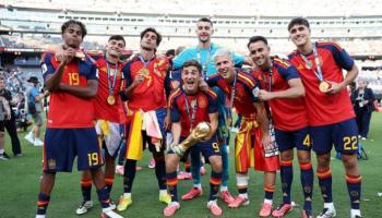 8 لاعبين في منتخب إسبانيا من برشلونة