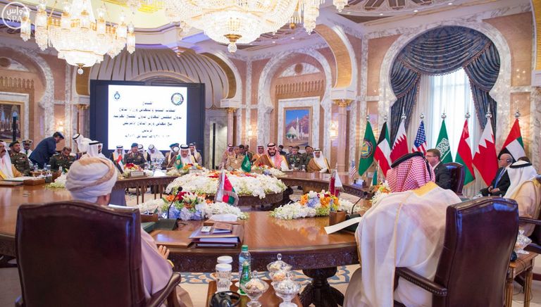 مائدة وزراء دفاع الخليج وأمريكا