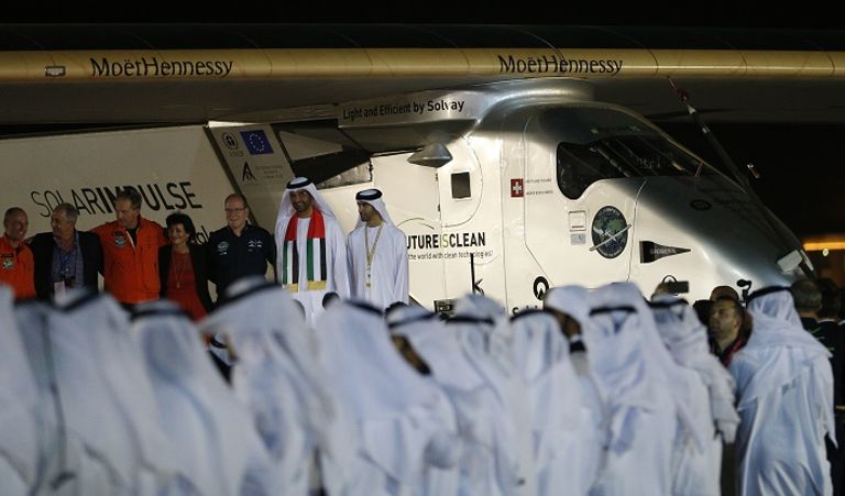 استقبال شعبي ورسمي لختام رحلة سولار إمبلس 2