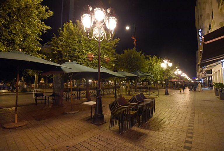 أطفال حظر التجول