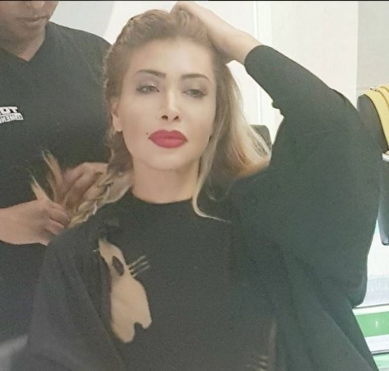 الفنانة اللبنانية نوال الزغبي تطلب رأي الجمهور في 