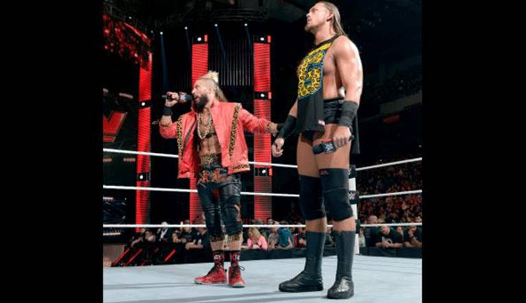 إنزو أموري يتحدث للجمهور