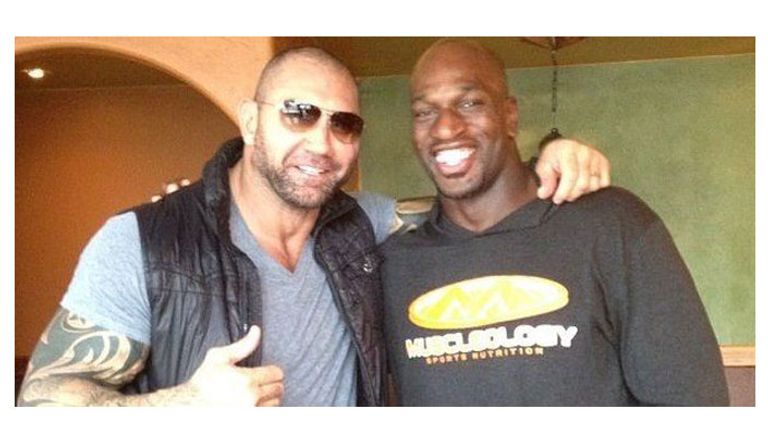 تيتوس أونيل مع صديقه المقرب باتيستا