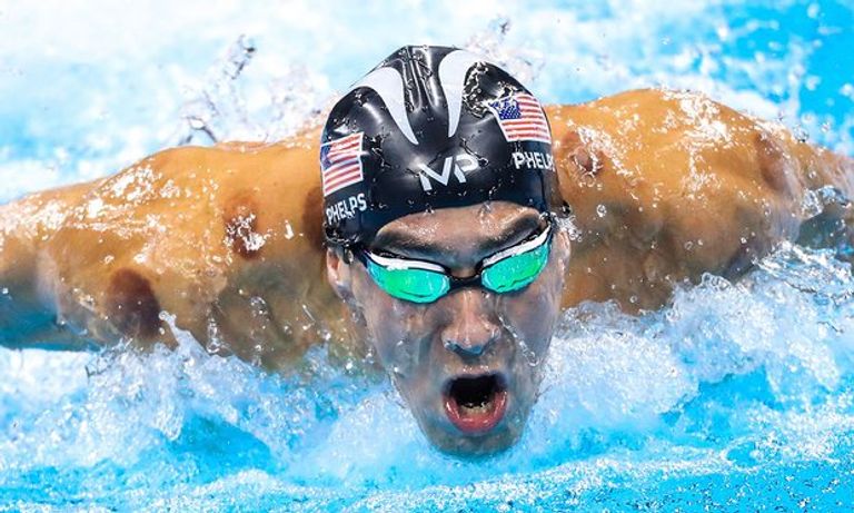 العلامات الحمراء على جسد فيلبس