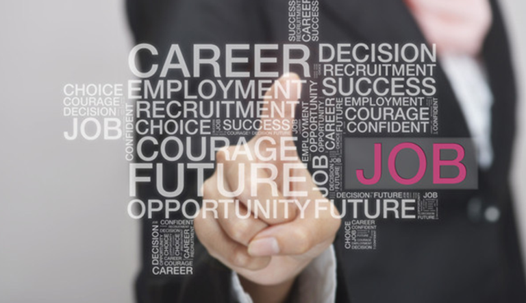 يبذل المعلمون جهدهم لزرع الثقة في نفوس التلاميذ