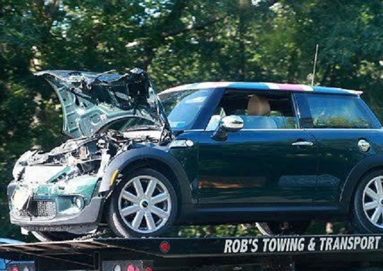 السيارة التي اصطدمت بها سيارة ليوناردو