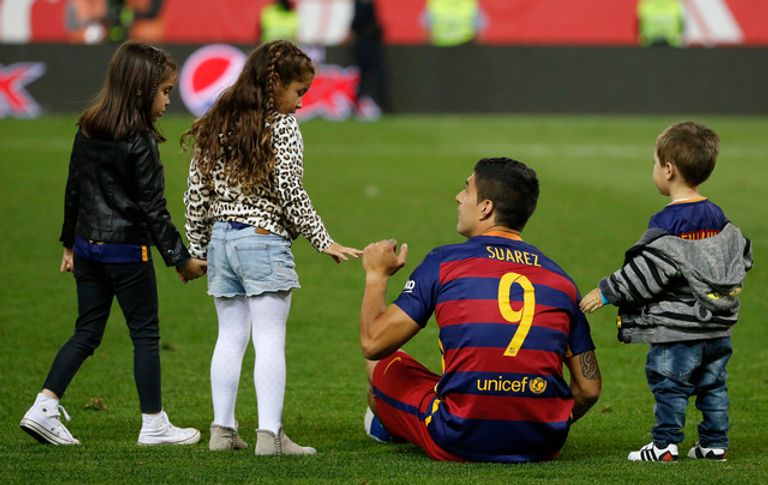 برشلونة يحتفل بالكأس